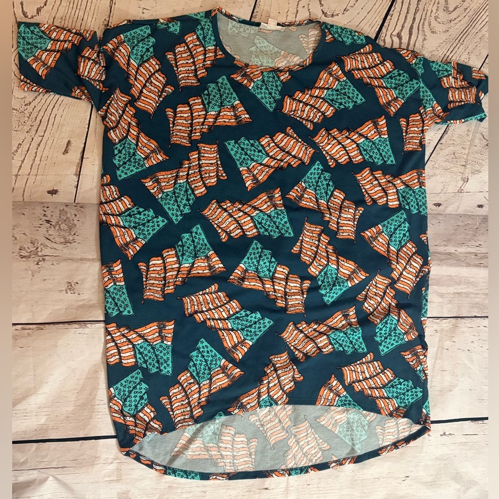 Lularoe women’s American flag blouse med 🇺🇸
